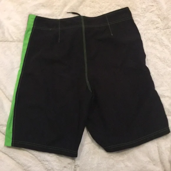 🍎 Hang Ten Black and Green Board Shorts - 34” - Picture 5 of 6